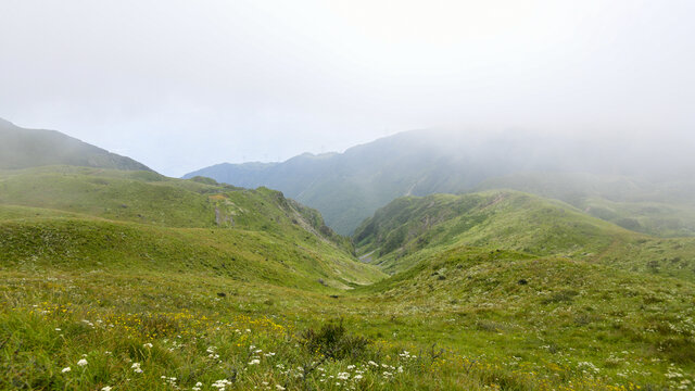 寻甸县花石头山