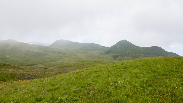 寻甸县花石头山