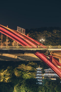 广西柳州文惠桥和文庙建筑夜景
