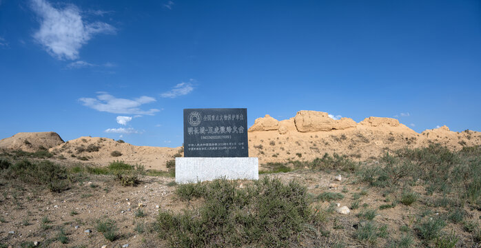 银川明长城五虎墩烽火台