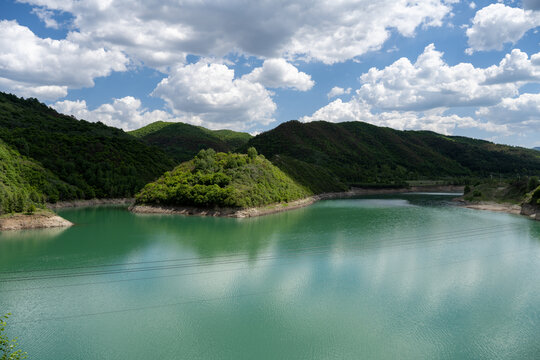 固原市秦家溝水庫(kù)