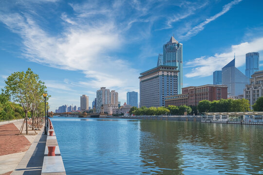 天津城市建筑和海河和桥梁