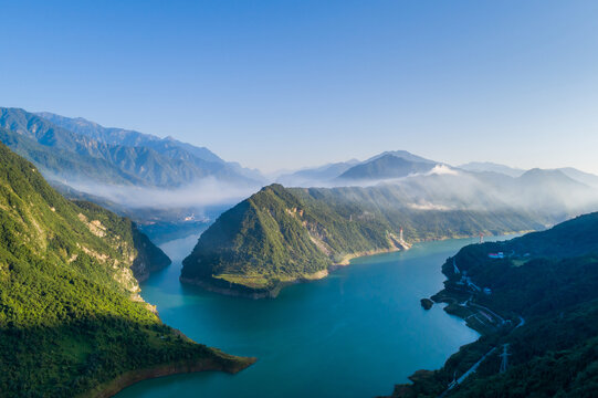 紫坪铺水库漩口段