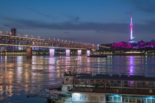 武汉长江大桥夜景