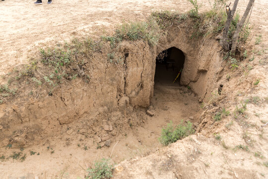 中国河南三门峡陕州地坑院古迹