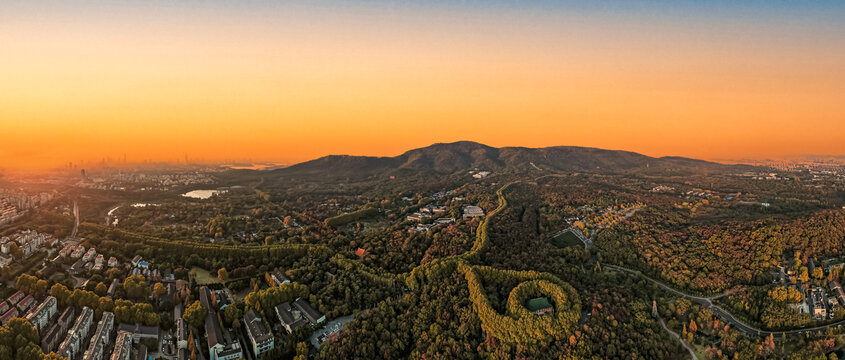 航拍南京中山风景区美玲宫