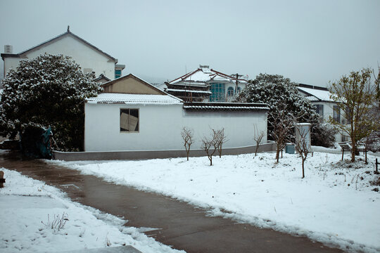 乡村雪景