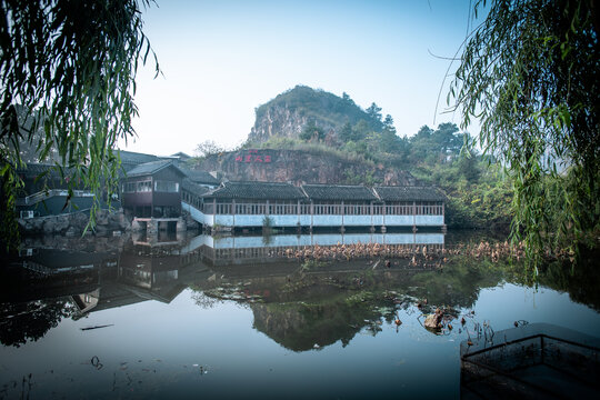 山里人家秋景