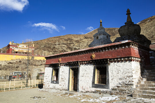 洛卓沃龙寺