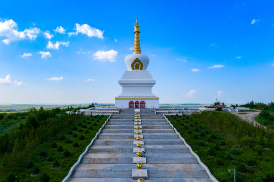 呼伦贝尔两河圣山旅游区