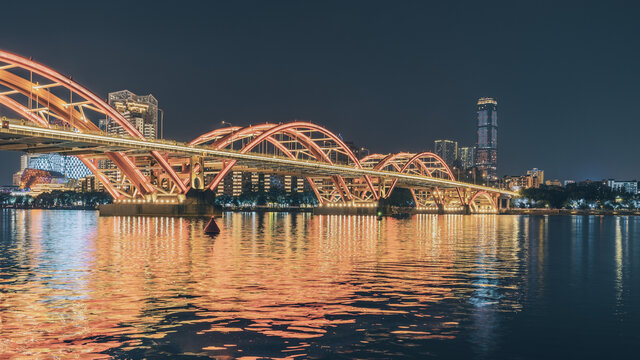 广西柳州夜景文惠桥和地王大厦