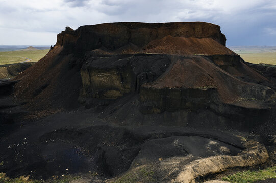 乌兰哈达火山近距离航拍