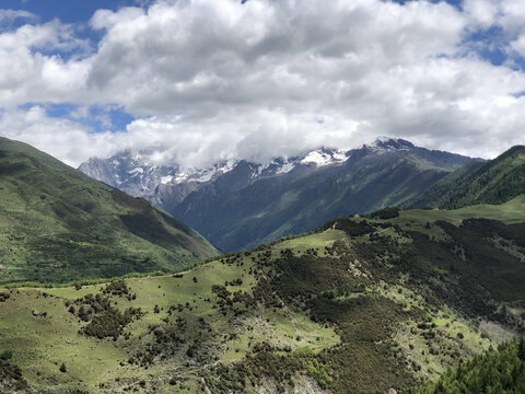 四姑娘山