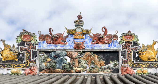 岭南古建筑陶塑装饰瓦脊