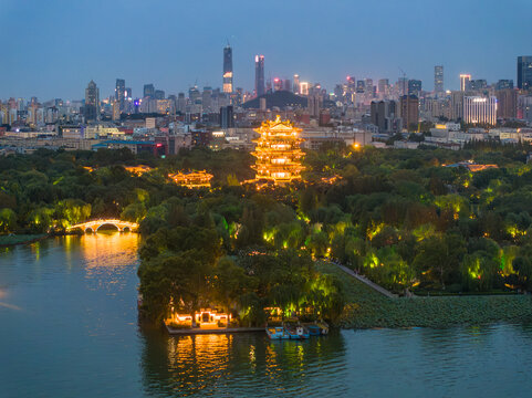 济南大明湖超然楼夜景