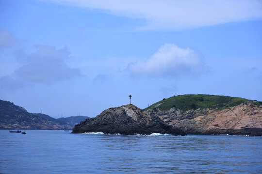 海岛灯塔