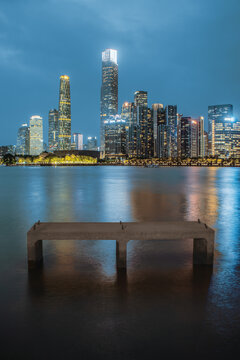 广州市珠江新城城市天际线夜景