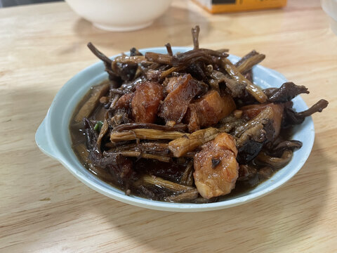 梅干菜扣肉