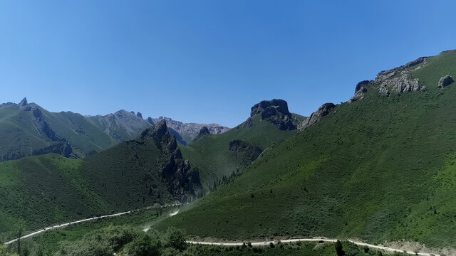 洛克之路沿途风景之蜿蜒山路