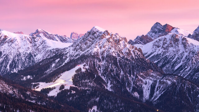 斯托福森雪山