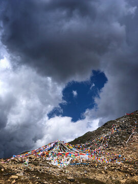 西藏旅游色季拉山口自然风景
