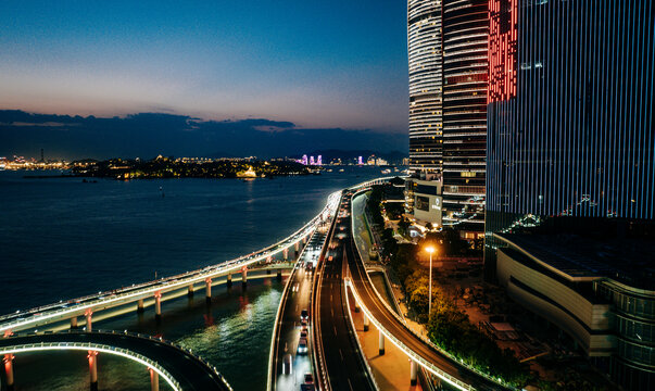 廈門思明區(qū)寅武大橋夜景