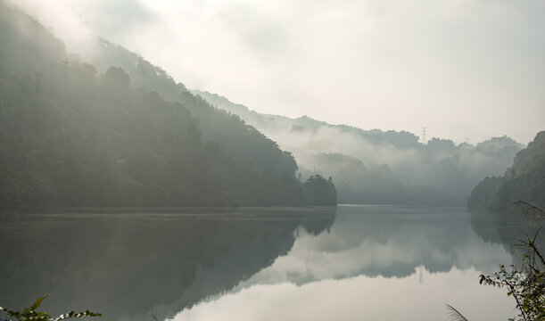 风景水面倒影