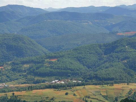 山村