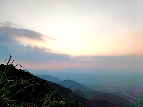 一览众山小