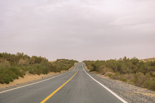 新疆塔里木沙漠公路