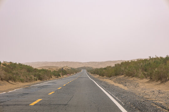 新疆塔里木沙漠公路