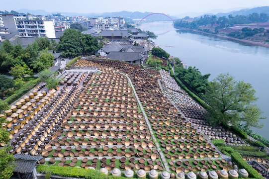 四川先市手工酱油晒场赤水河