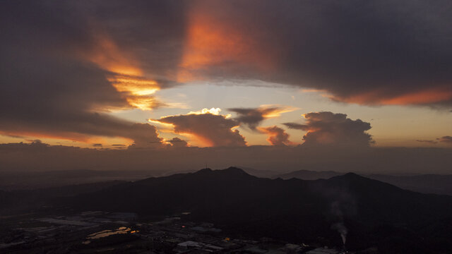 夕阳日落