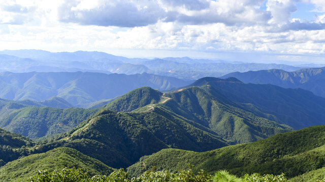 安宁黑风山昆明十大山峰之一