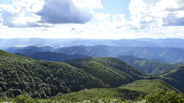 安宁黑风山昆明十大山峰之一