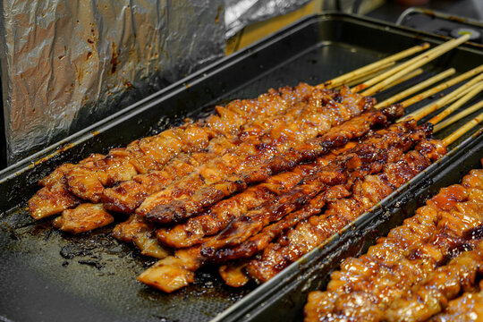 烧烤肉串串韩国小吃夜市美食