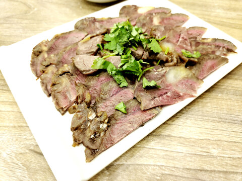 牛鍵子肉鹵牛肉