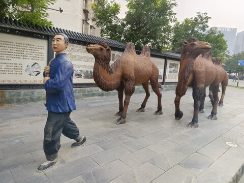 古代骆驼商队雕塑