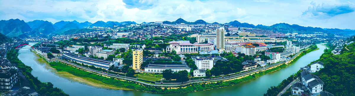 贵州茅台镇赤水河美酒河全景图