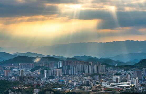 贵州茅台镇赤水河美酒河全景图