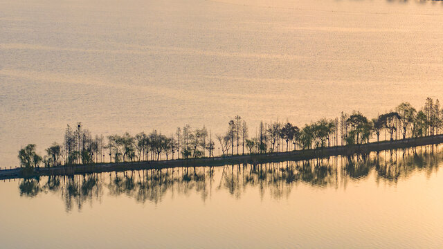 无锡太湖堤坝日出意境大美风光