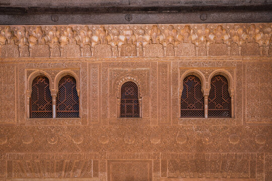 阿尔罕布拉宫墙壁雕刻