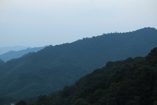 山脉山峰天地一线