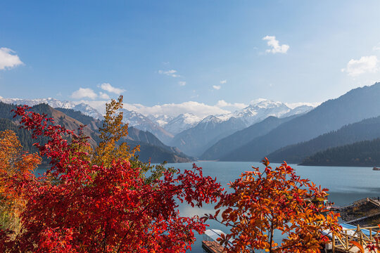 天山天池国家地质公园风光