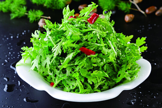 熗拌茼蒿