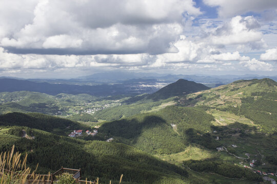 永春呈祥雪山岩