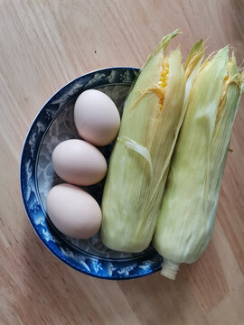 玉米鸡蛋五谷杂粮早餐轻食