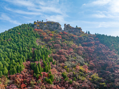 济南彩石劈山红叶