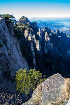 黄山奇石峭壁