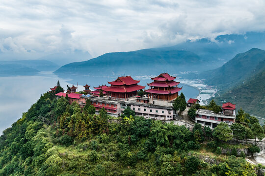 汉源县金钟山金钟寺庙宇建筑